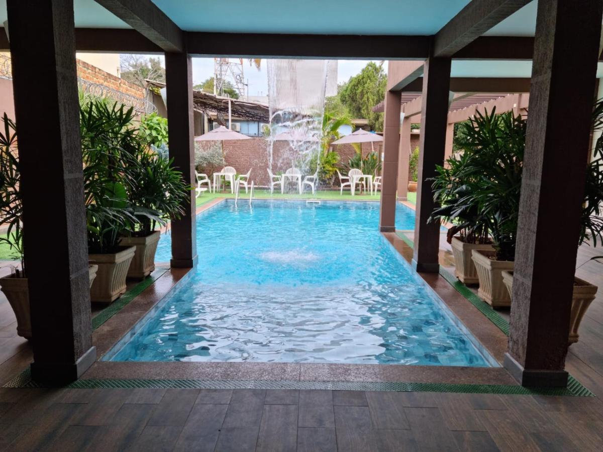 Hotel Rouver Фос ду Игуасу Екстериор снимка