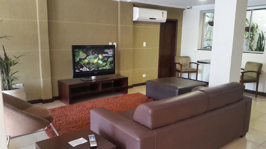 Hotel Rouver Фос ду Игуасу Екстериор снимка